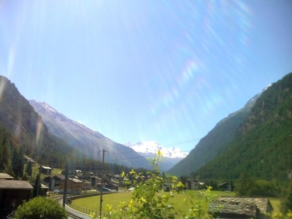 Hotel Klein Matterhorn Randa Szoba fotó