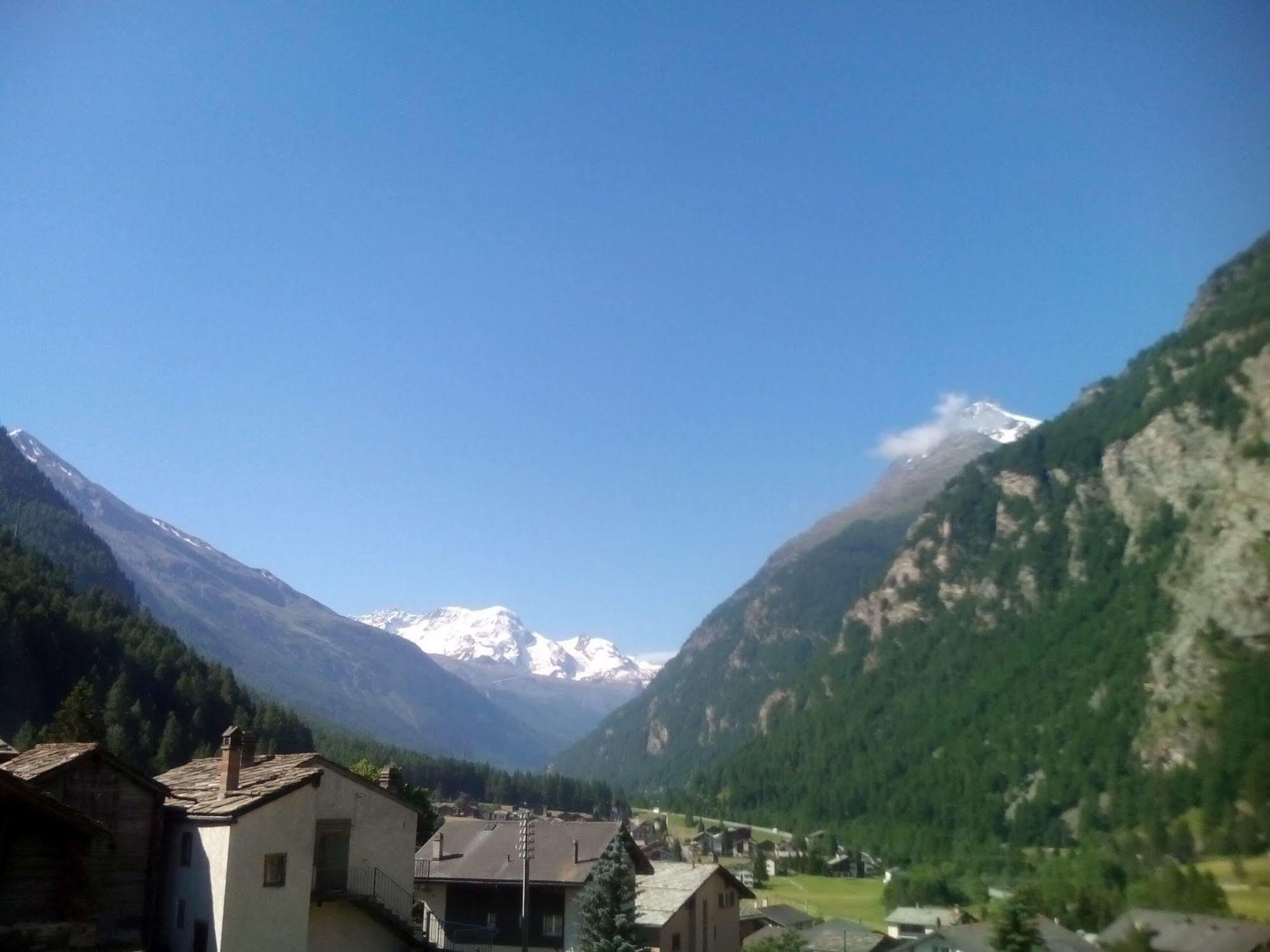 Hotel Klein Matterhorn Randa Kültér fotó